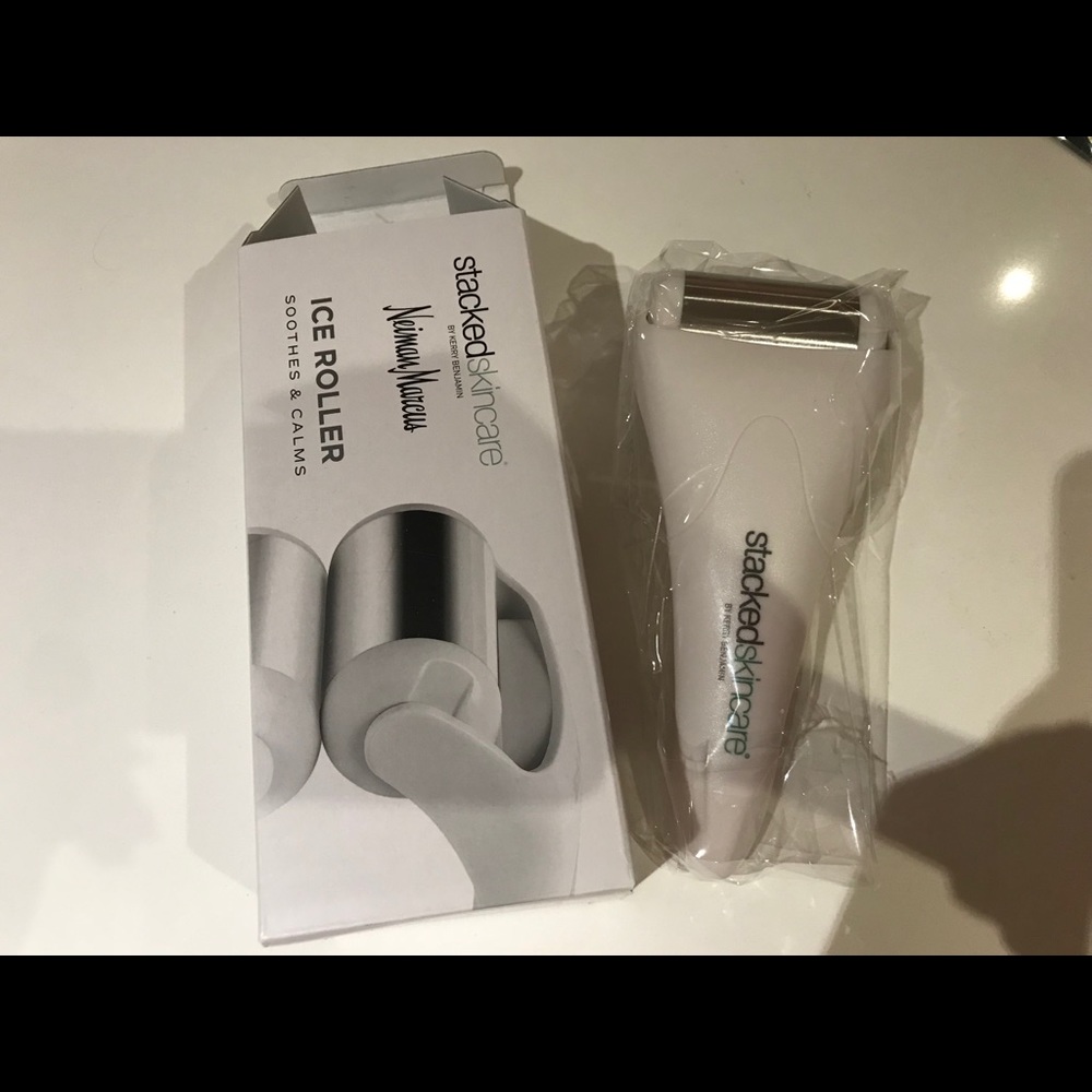 New in box STACKEDSKINCARE Ice Roller